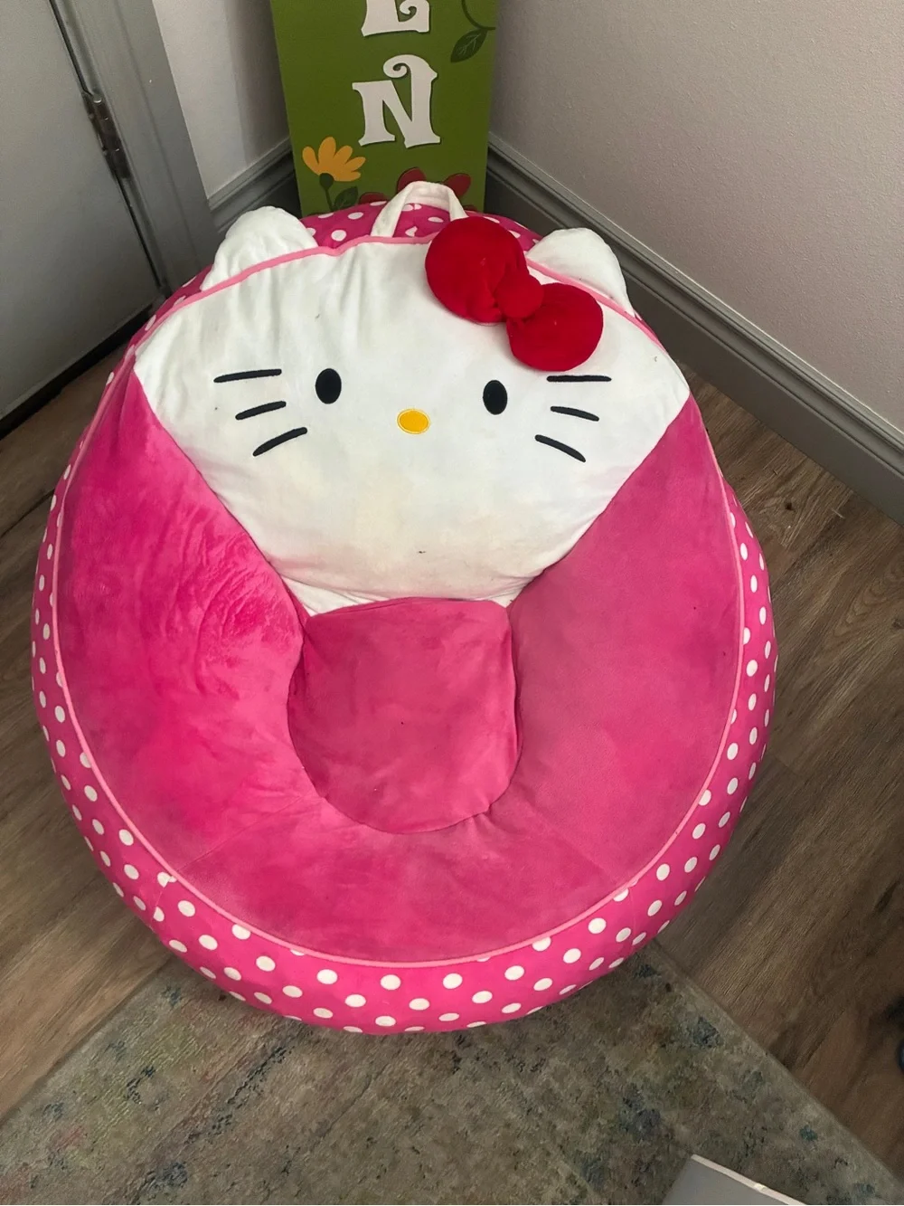 Kids Pink Hello Kitty Plush Seat